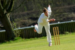 Cricket bowlers with symmetrical abdominal muscles more back pain