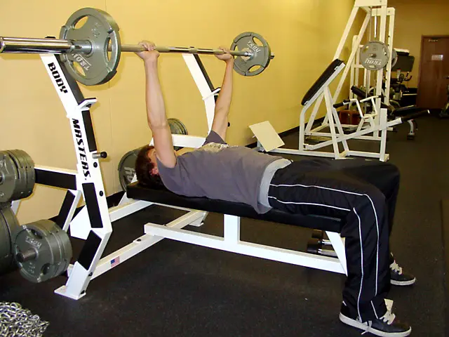 Do You Need to Lift Heavy Weights to Get Bigger Muscles? - Massage And ...