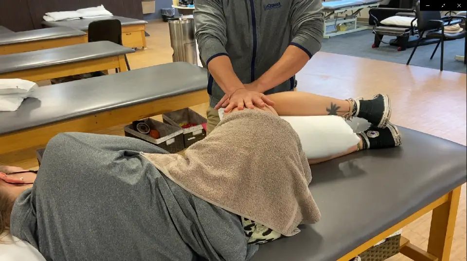 jumper's knee massage
